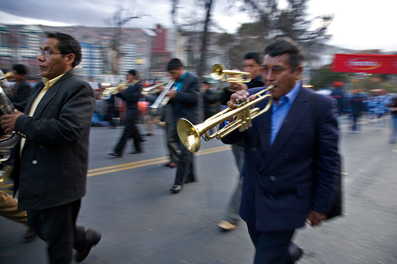 la paz fiesta street party