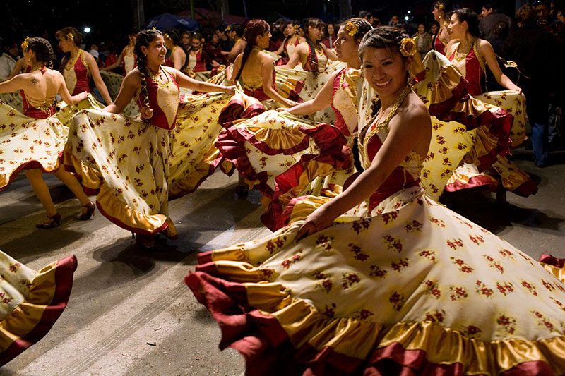 la paz fiesta street party