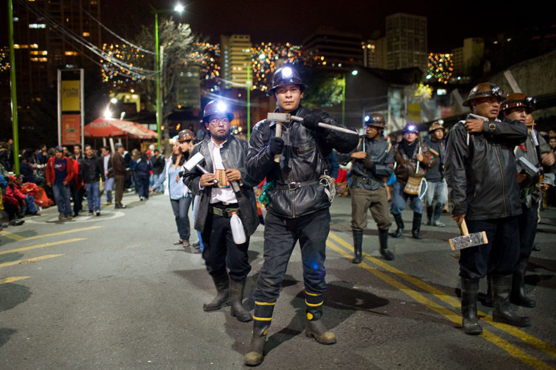 la paz fiesta street party