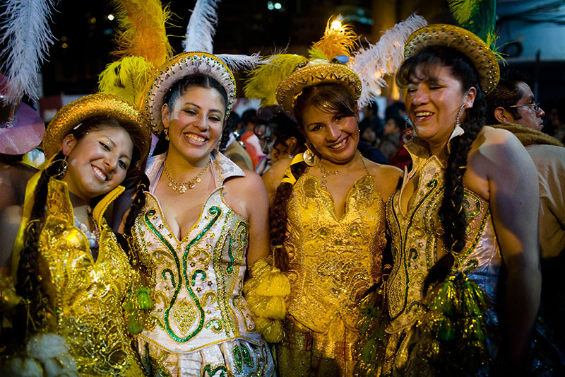 la paz fiesta street party