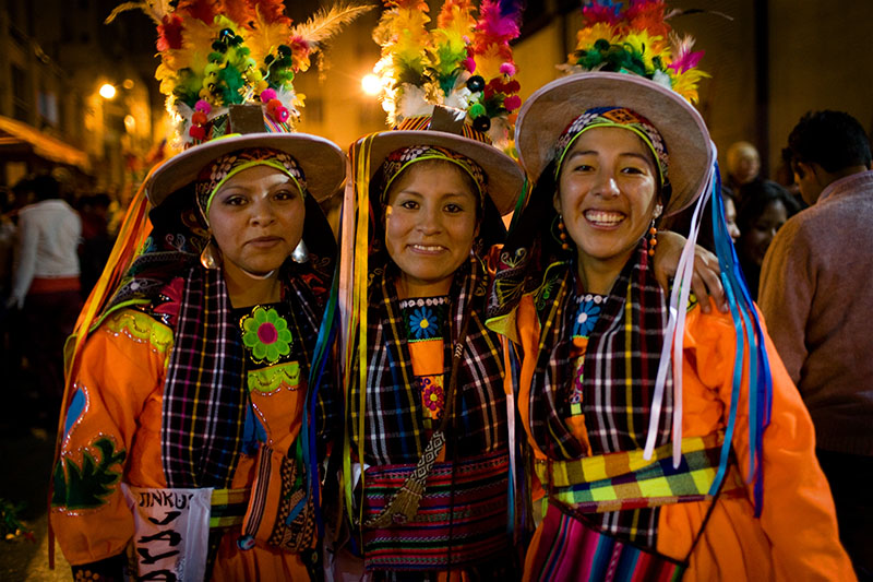 la paz fiesta street party