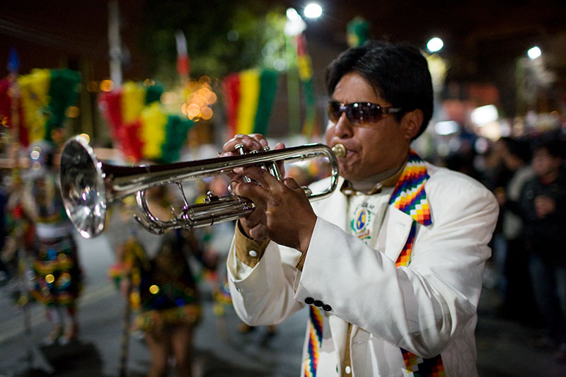 la paz fiesta street party